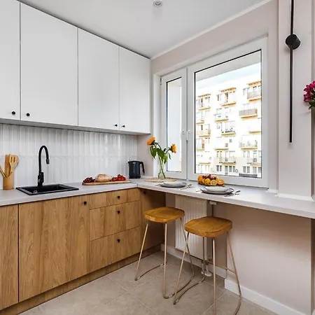 Apartman Hello Miedziany Bzowa